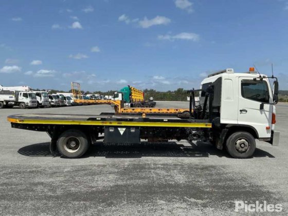 2004年式 日野 FD1J