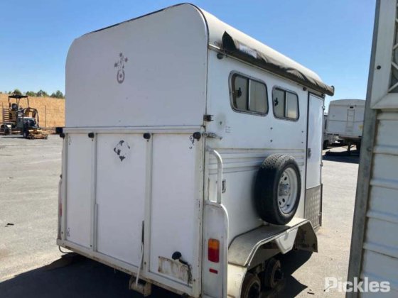 2010 无锡彩虹特种车辆有限公司