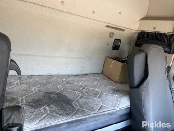 2018 メルセデス ベンツ アクトロス 2663