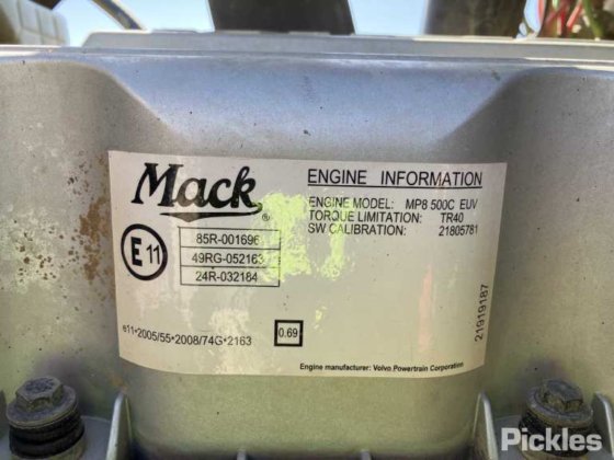 2013 Mack CMHT Trident