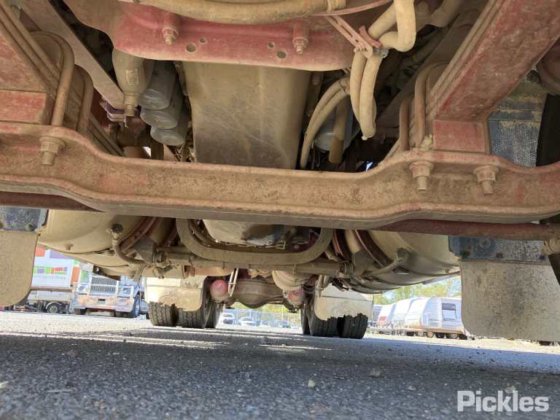 2013 Mack CMHT Trident