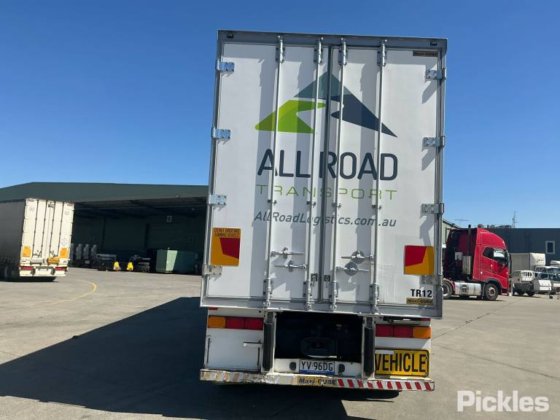 2012 マキシトランス ST3