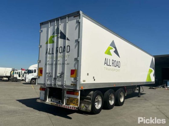 2012 マキシトランス ST3