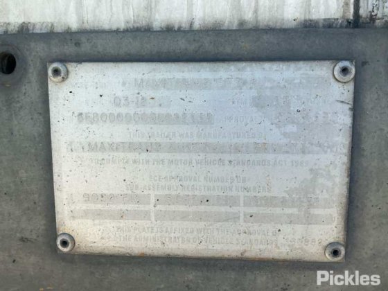 2012 マキシトランス ST3