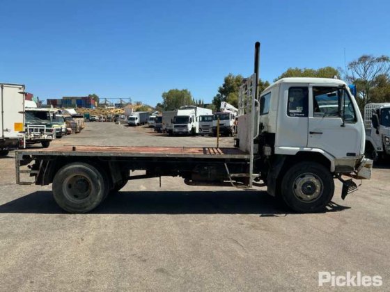 2003日产日産UD PK245