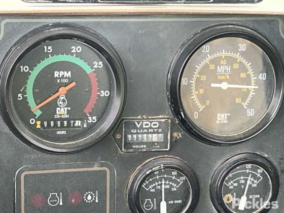 キャタピラー 613C