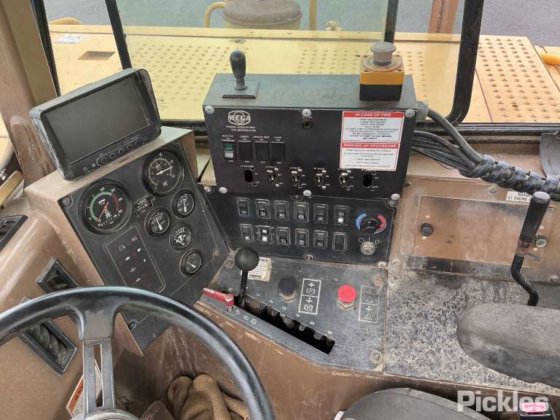 キャタピラー 613C