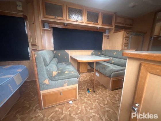 2005 旅行者 探险家