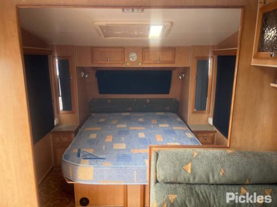 2005 旅行者 探险家