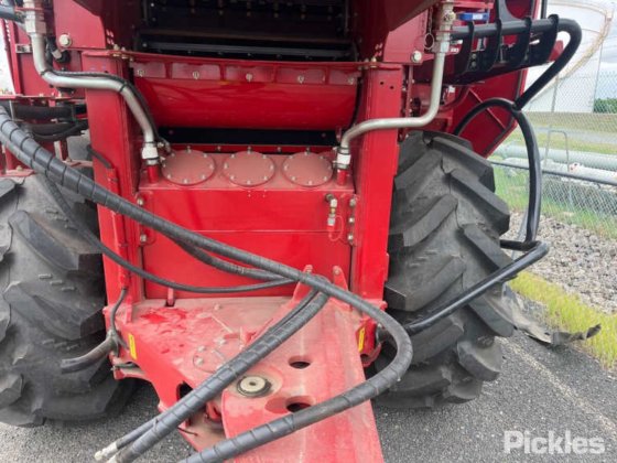 2025 Case IH Austoft 9000