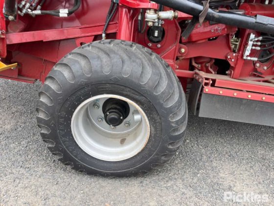 2025 Case IH Austoft 9000