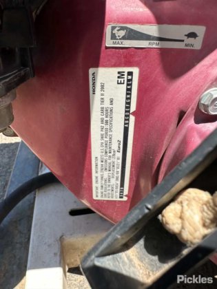 滑架式400L快速喷涂单元。