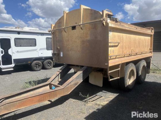 2012 Taipan Trailers