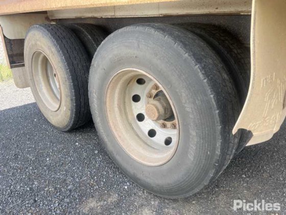 2012 タイパン トレーラー