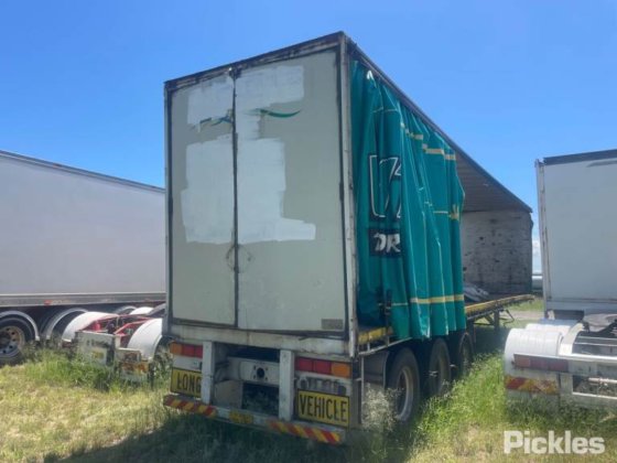 1998年 Maxitrans ST3