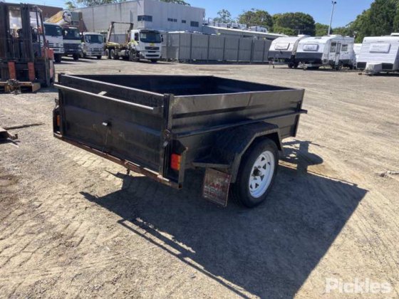 马里奥拖车 7x4 箱斗 trailer