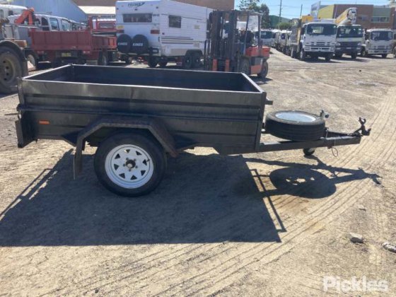 马里奥拖车 7x4 箱斗 trailer