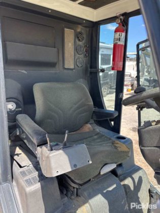 2006 MacDonald Johnston CN100