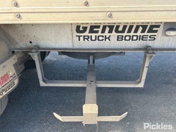 2019 真正的三轴半挂车