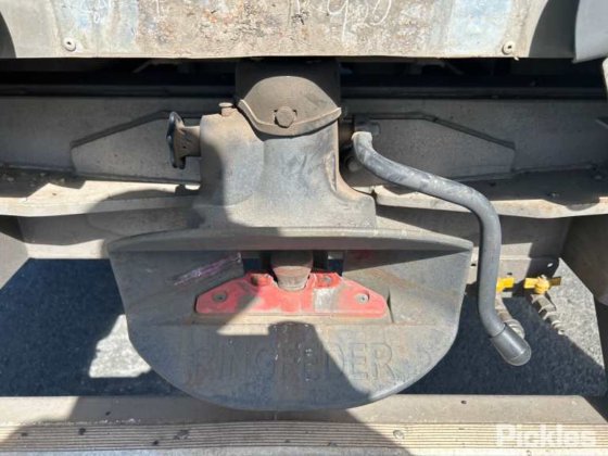 2019 真正的三轴半挂车