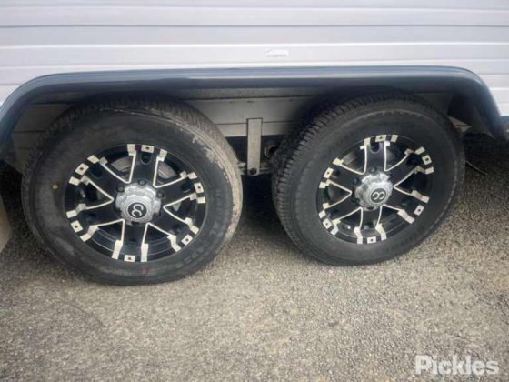 2018年ニューレンズ・ツアリスター