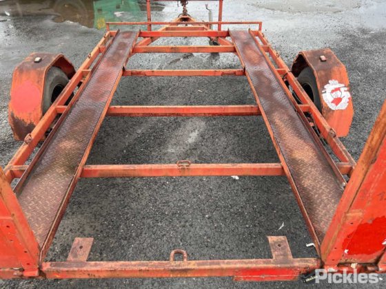 2000 金海岸拖车