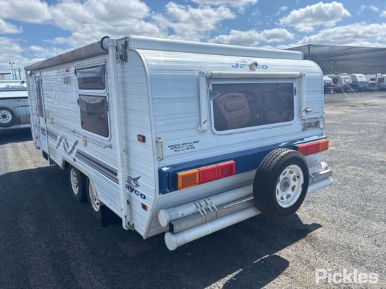 2001 ジェイコ ウェストポート