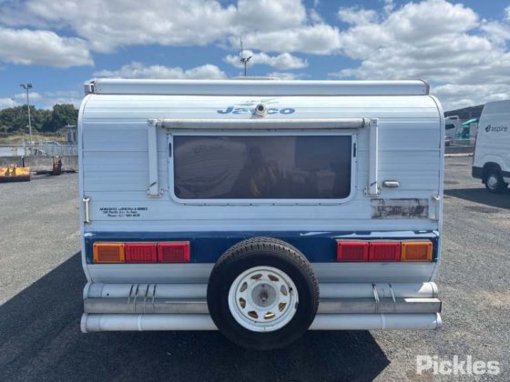 2001 ジェイコ ウェストポート