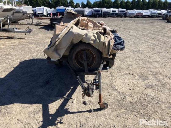 2011年 金融トレーラー