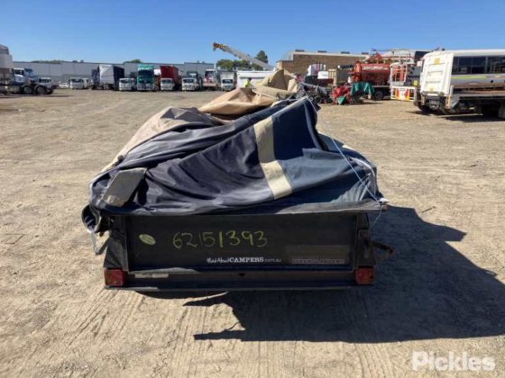 2011年 金融トレーラー