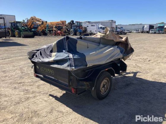 2011年 金融トレーラー