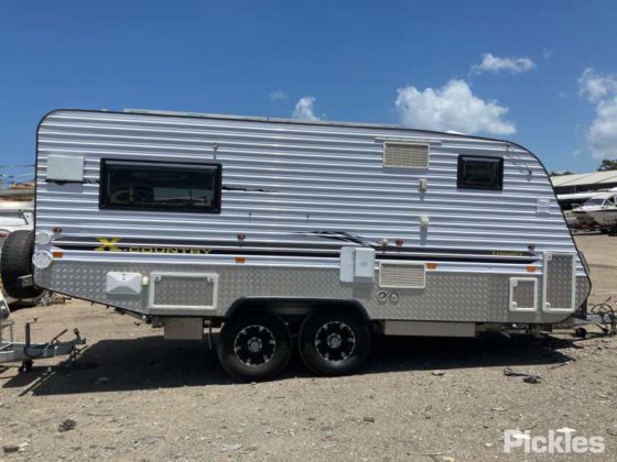 2012 クレセーダー X カントリー