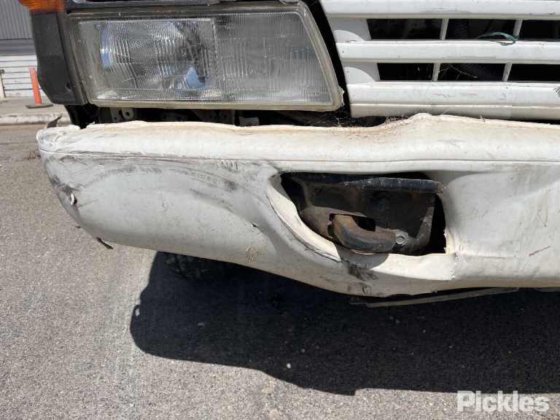 2005年式 いすゞ NPR