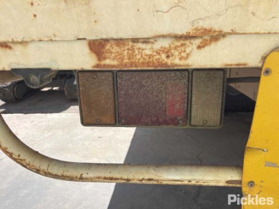 2005年式 いすゞ NPR