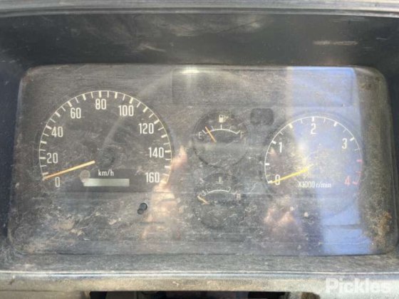 2005年式 いすゞ NPR