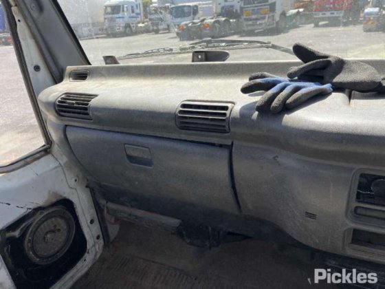 2005年式 いすゞ NPR