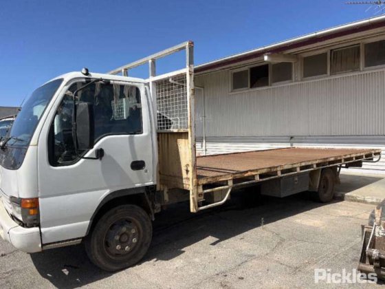 2005年式 いすゞ NPR