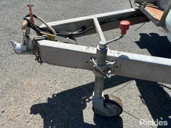 2003 ジェイコ ホーク