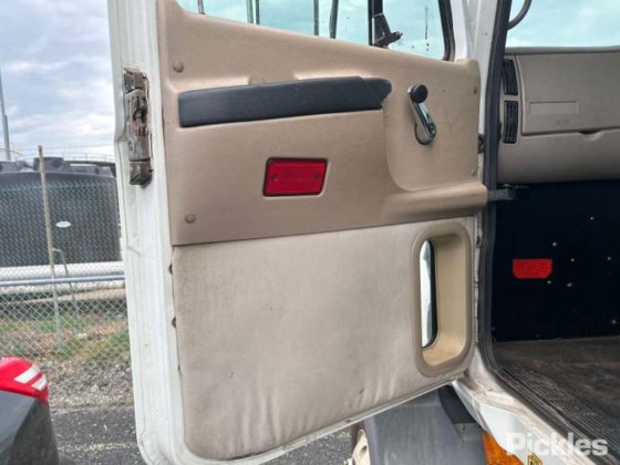 2003年麦克价值衬垫