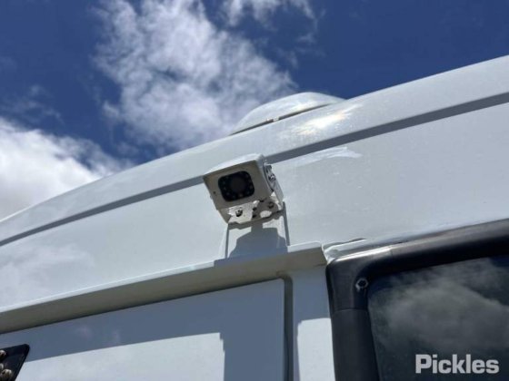 2018 三菱ふそう BE600 ローザ