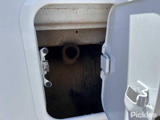 2018 三菱ふそう BE600 ローザ