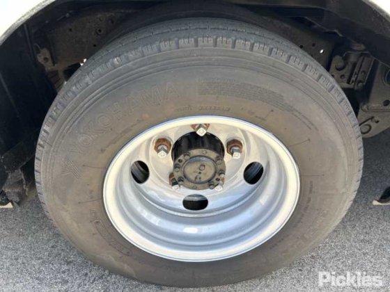 2018 三菱ふそう BE600 ローザ