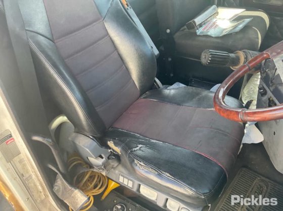 2014年 フレイトライナー コロナド