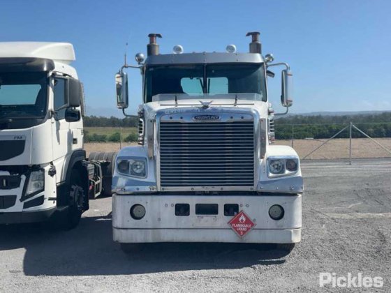 2014年 フレイトライナー コロナド