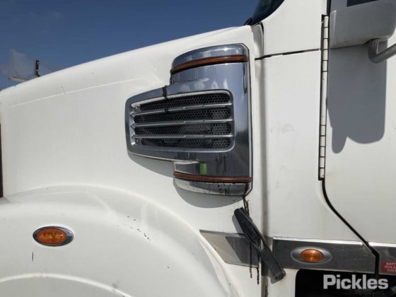 2014年 フレイトライナー コロナド