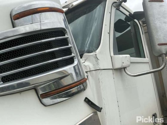 2014年 フレイトライナー コロナド