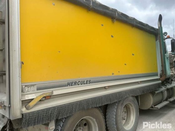 2014年 フレイトライナー コロナド