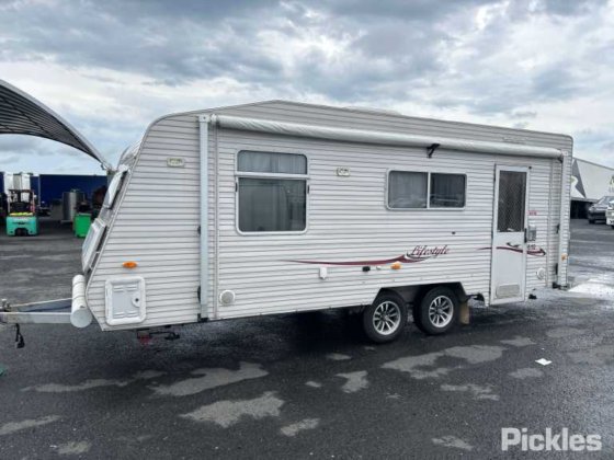 2010年コロマル ライフスタイル