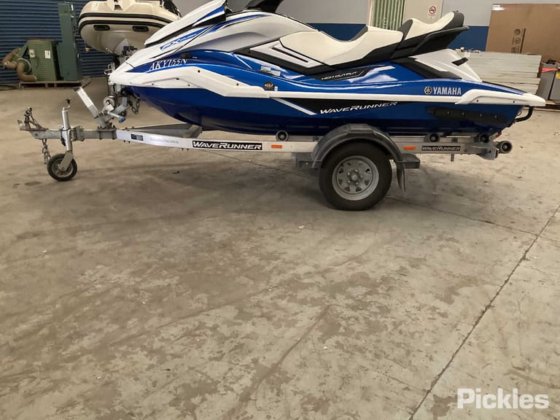 雅马哈水上摩托