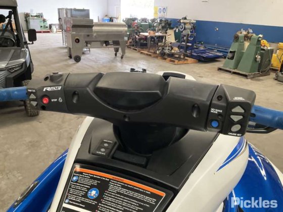 雅马哈水上摩托